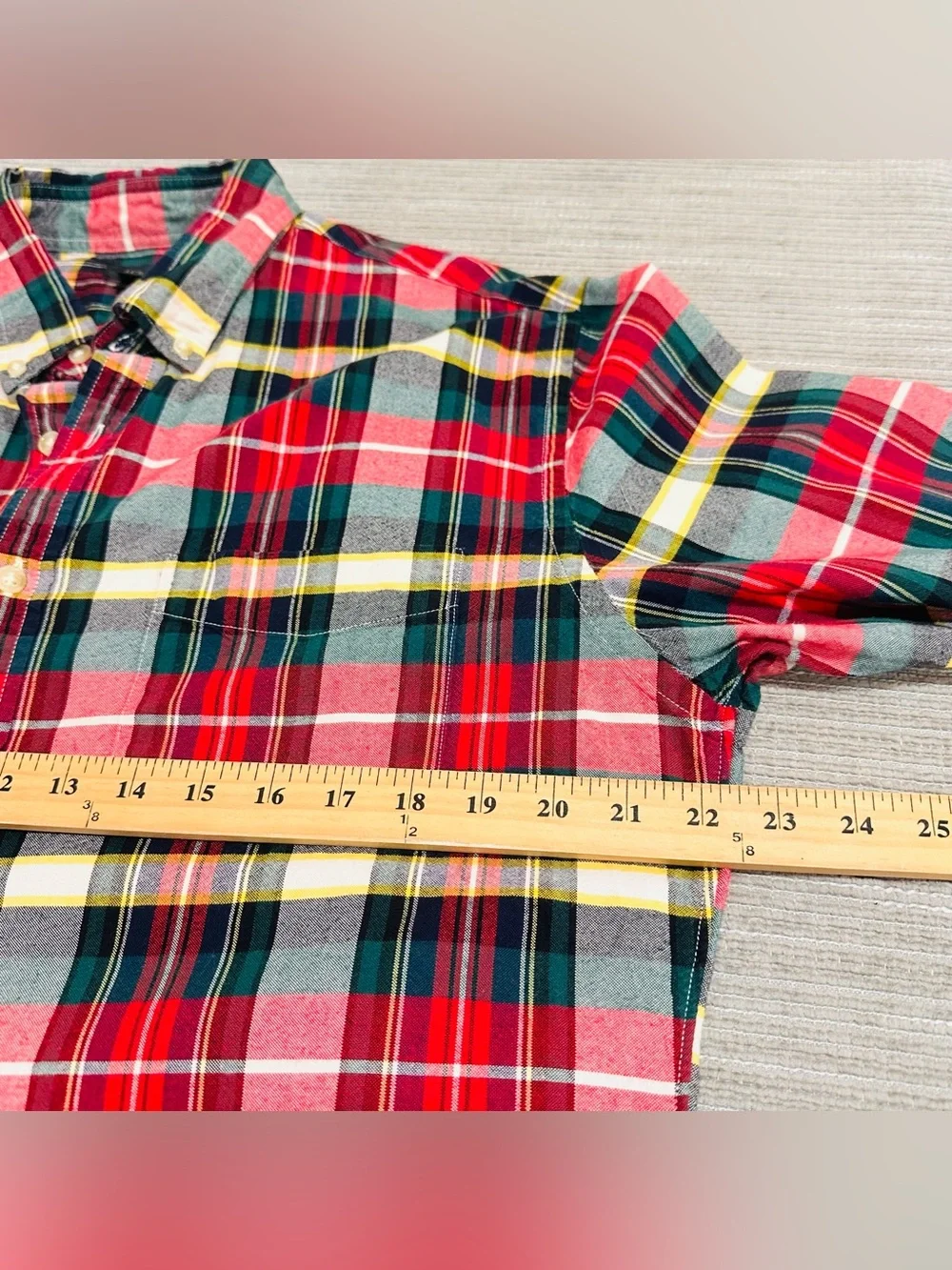 J.Crew Mens Oxford Shirt Size LT Large Tall Plaid Red Green Button Down Holiday